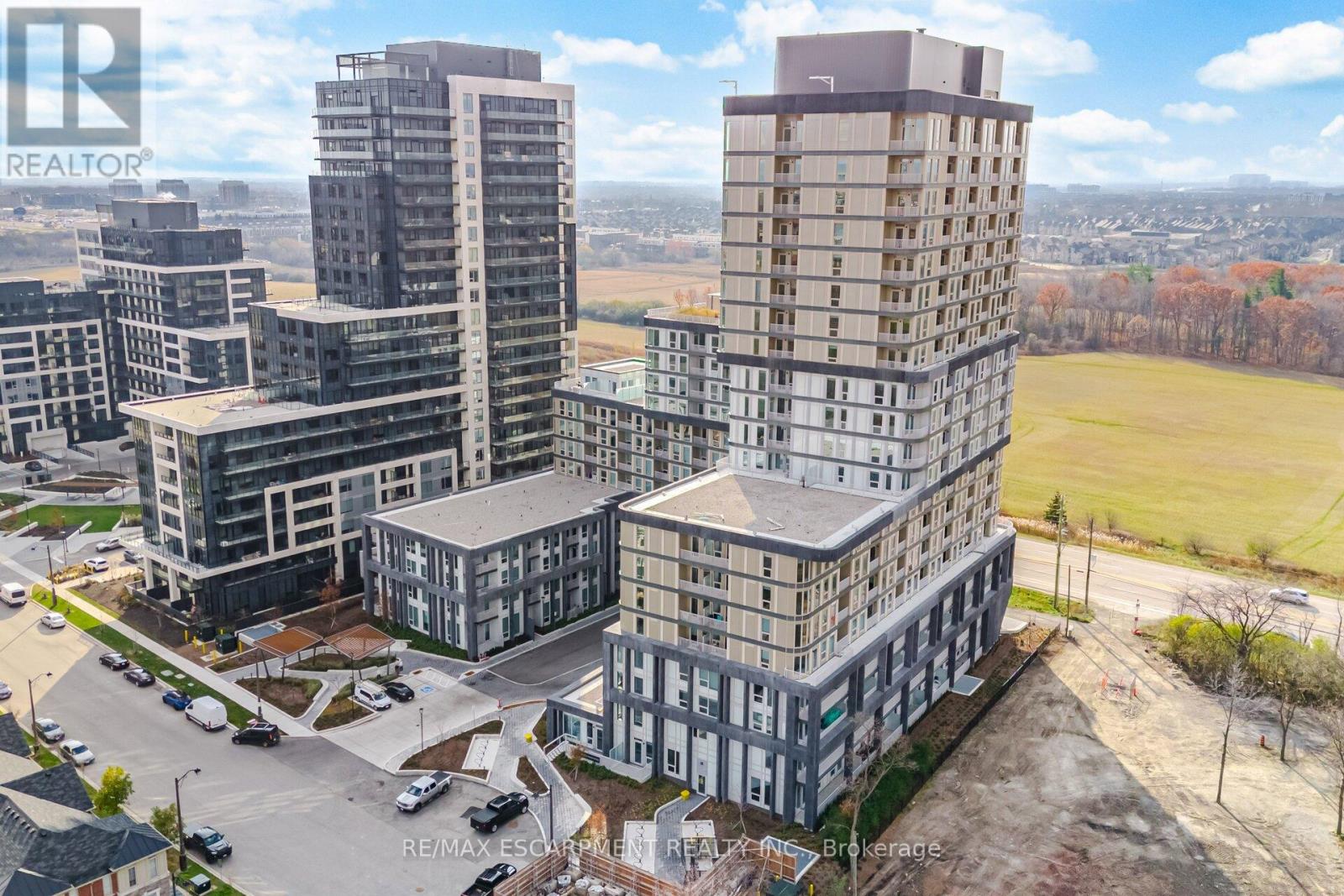 1901 - 3240 William Coltson Avenue, Oakville, Ontario  L6H 8C8 - Photo 44 - W12568252