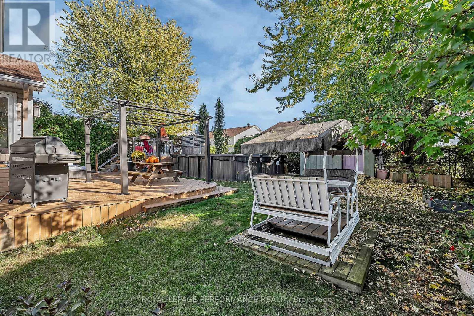 3084 Lemay Circle, Clarence-Rockland, Ontario  K4K 1A9 - Photo 36 - X12542352