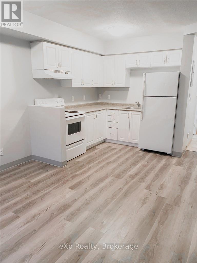 710 - 593 Strasburg Road, Kitchener, Ontario  N2E 4J1 - Photo 4 - X12568330