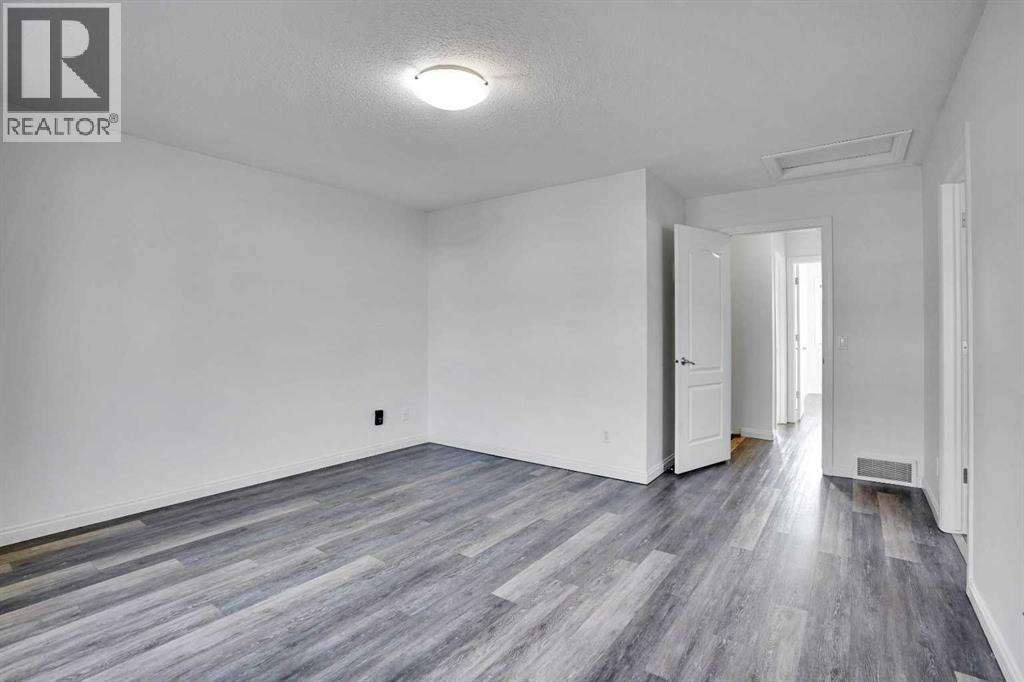 103 Royal Manor Nw, Calgary, Alberta  T3G 5T5 - Photo 15 - A2270234