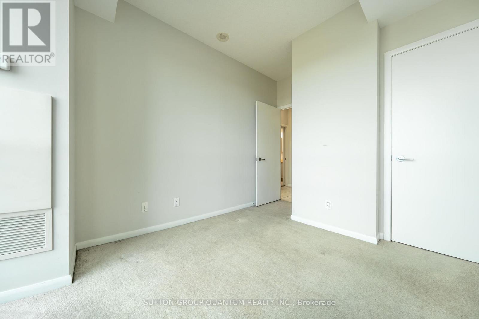 2203 - 219 Fort York Boulevard, Toronto, Ontario  M5V 1B1 - Photo 16 - C12568348