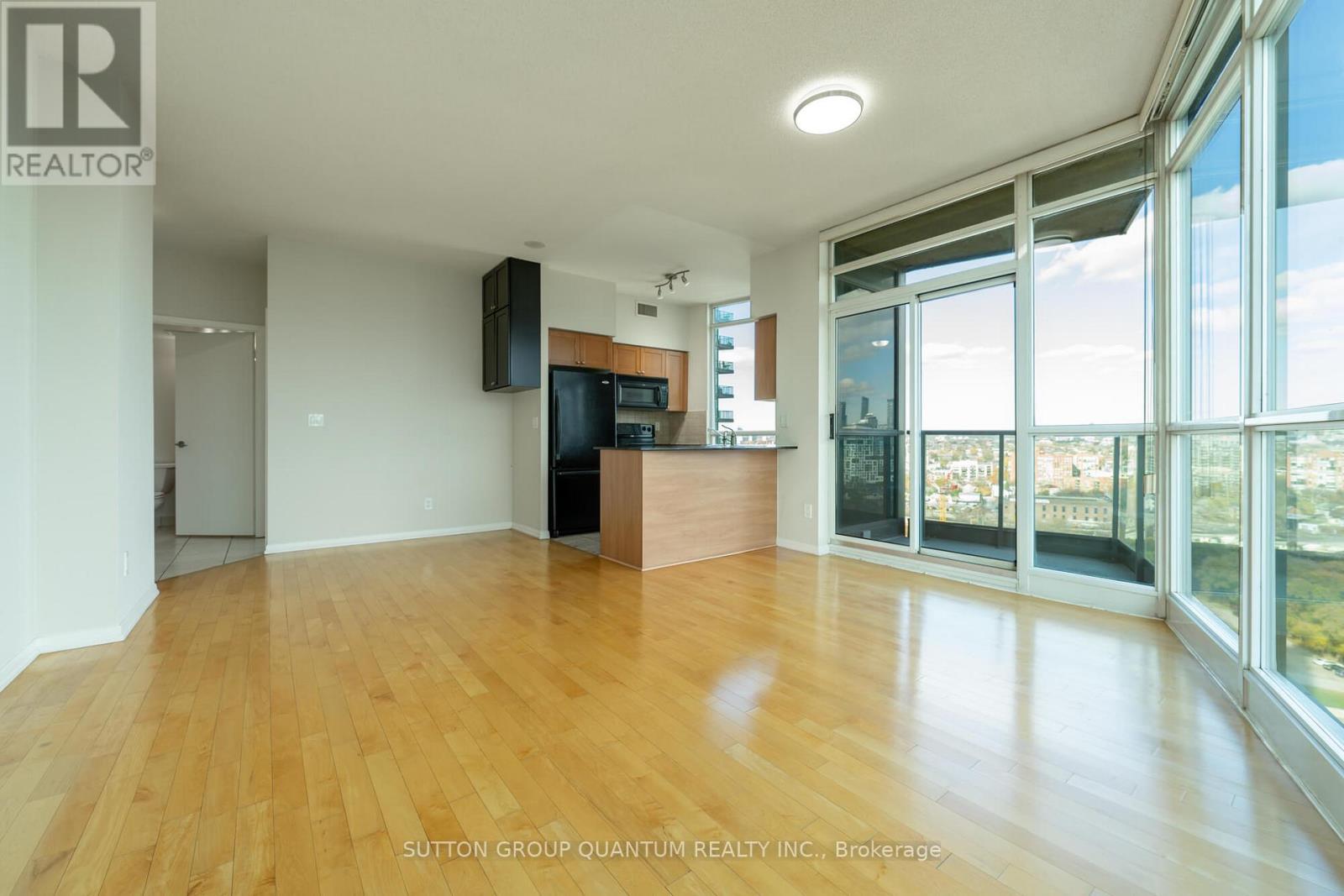 2203 - 219 Fort York Boulevard, Toronto, Ontario  M5V 1B1 - Photo 5 - C12568348