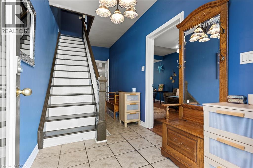 25 Chatham Street, Hamilton, Ontario  L8P 2B3 - Photo 7 - 40773920