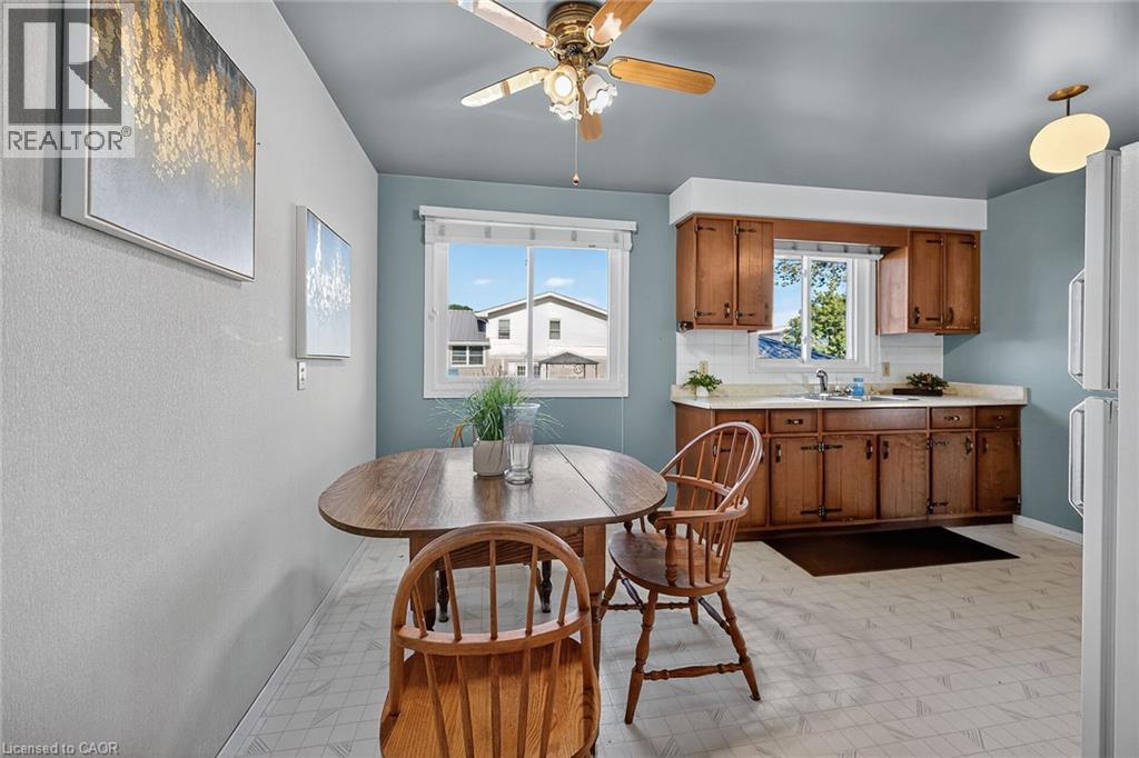 12 Athens Street, Hagersville, Ontario  N0A 1H0 - Photo 15 - 40775776