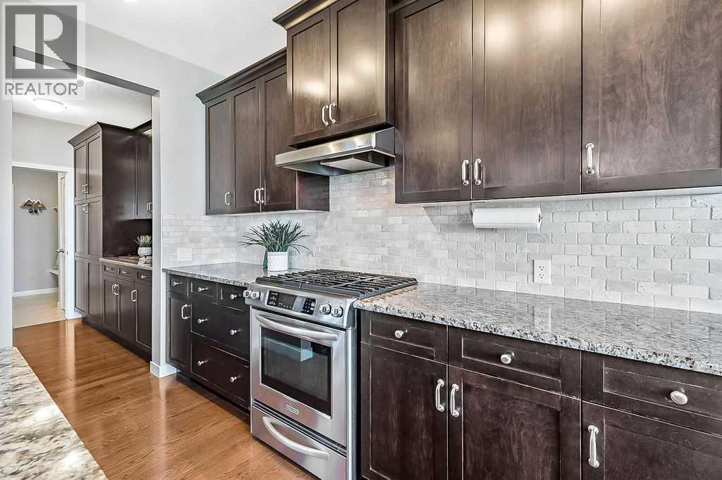 120 Westland View, Okotoks, Alberta  T1S 0K9 - Photo 9 - A2253671