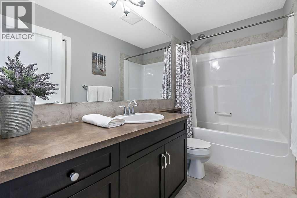 120 Westland View, Okotoks, Alberta  T1S 0K9 - Photo 31 - A2253671