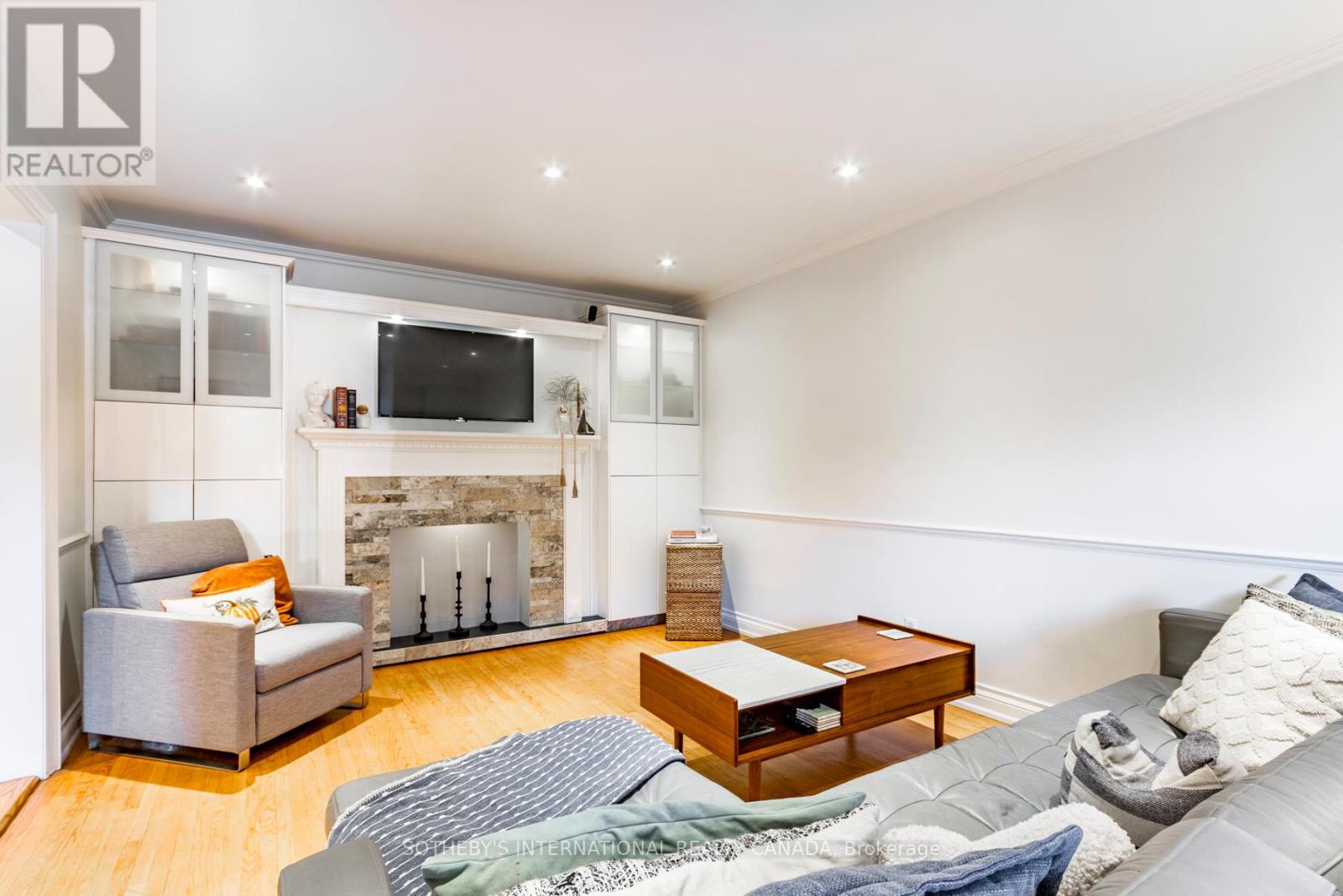 32 - 51 Broadfield Drive, Toronto, Ontario  M9C 5P2 - Photo 8 - W12415235