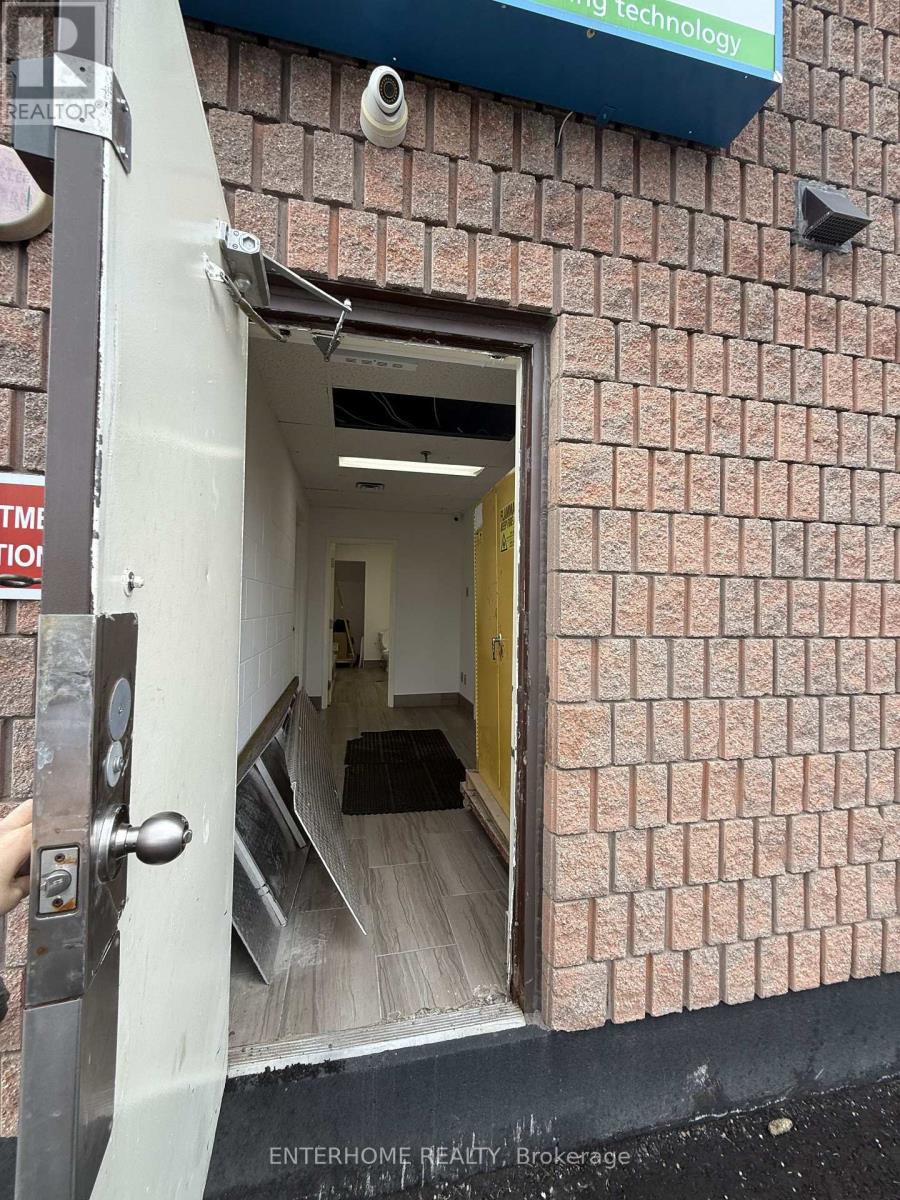 1124 Stellar Drive, Newmarket, Ontario  L3Y 7B7 - Photo 26 - N12568366