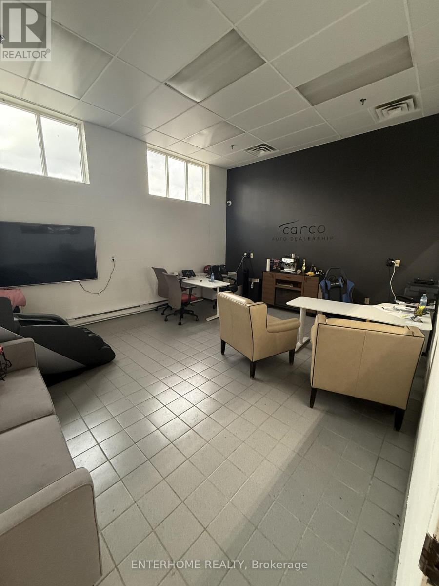 1124 Stellar Drive, Newmarket, Ontario  L3Y 7B7 - Photo 34 - N12568366