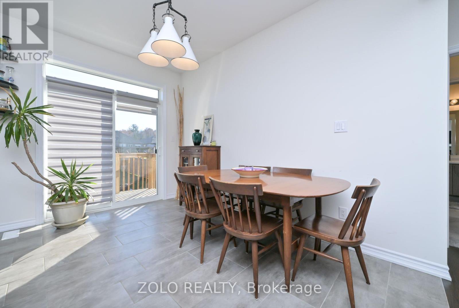 43 Simona Avenue, Wasaga Beach, Ontario  L9Z 0L3 - Photo 12 - S12568280