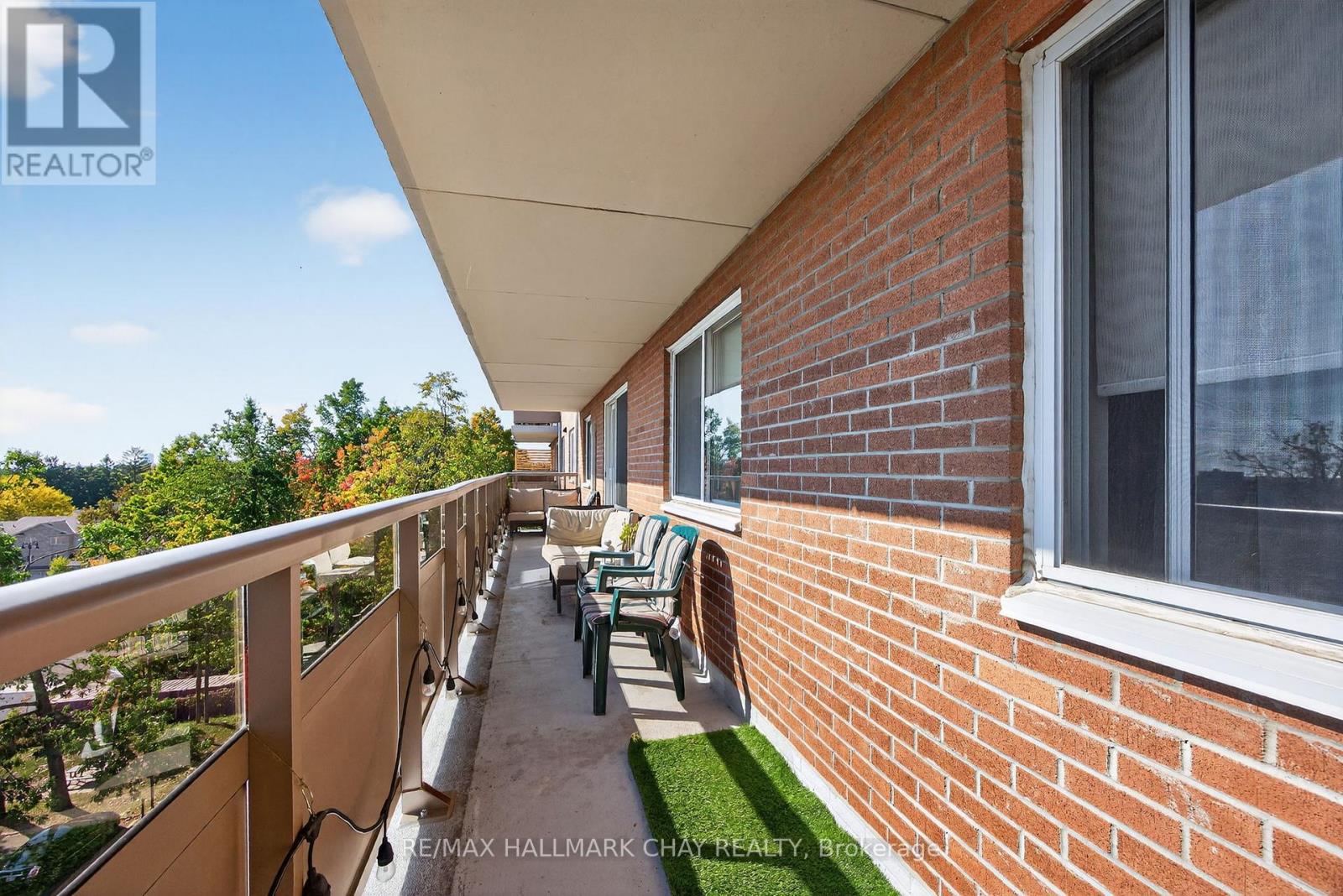 705 - 414 Blake Street, Barrie, Ontario  L4M 5J7 - Photo 14 - S12568302