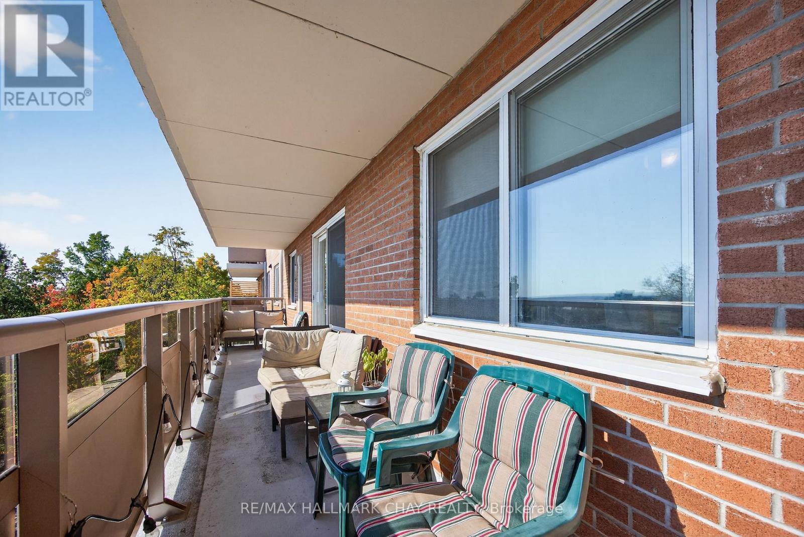 705 - 414 Blake Street, Barrie, Ontario  L4M 5J7 - Photo 15 - S12568302