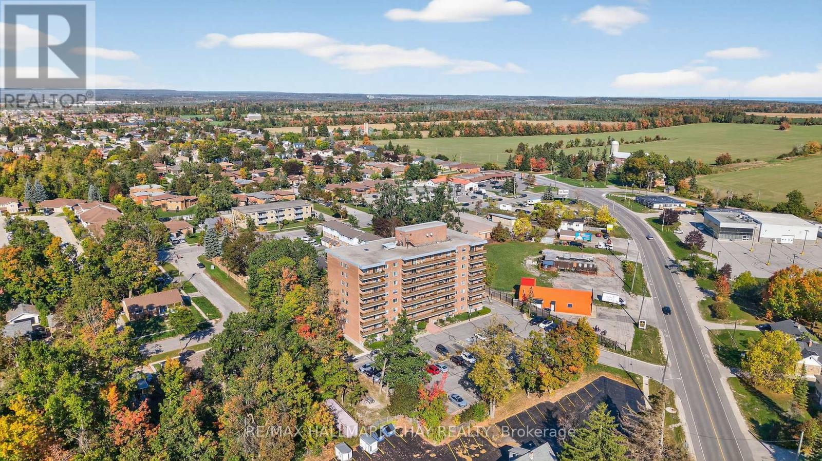 705 - 414 Blake Street, Barrie, Ontario  L4M 5J7 - Photo 44 - S12568302