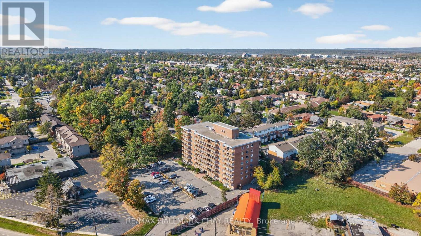 705 - 414 Blake Street, Barrie, Ontario  L4M 5J7 - Photo 46 - S12568302