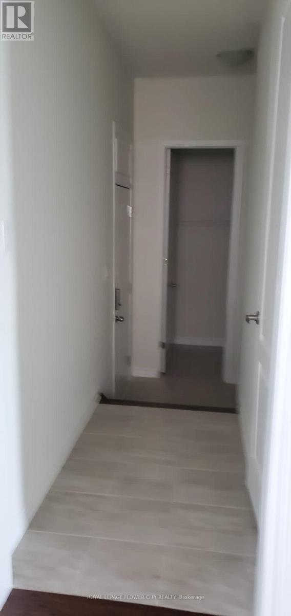 24 Herrick Drive, Brampton, Ontario  L7A 5G2 - Photo 11 - W12568290