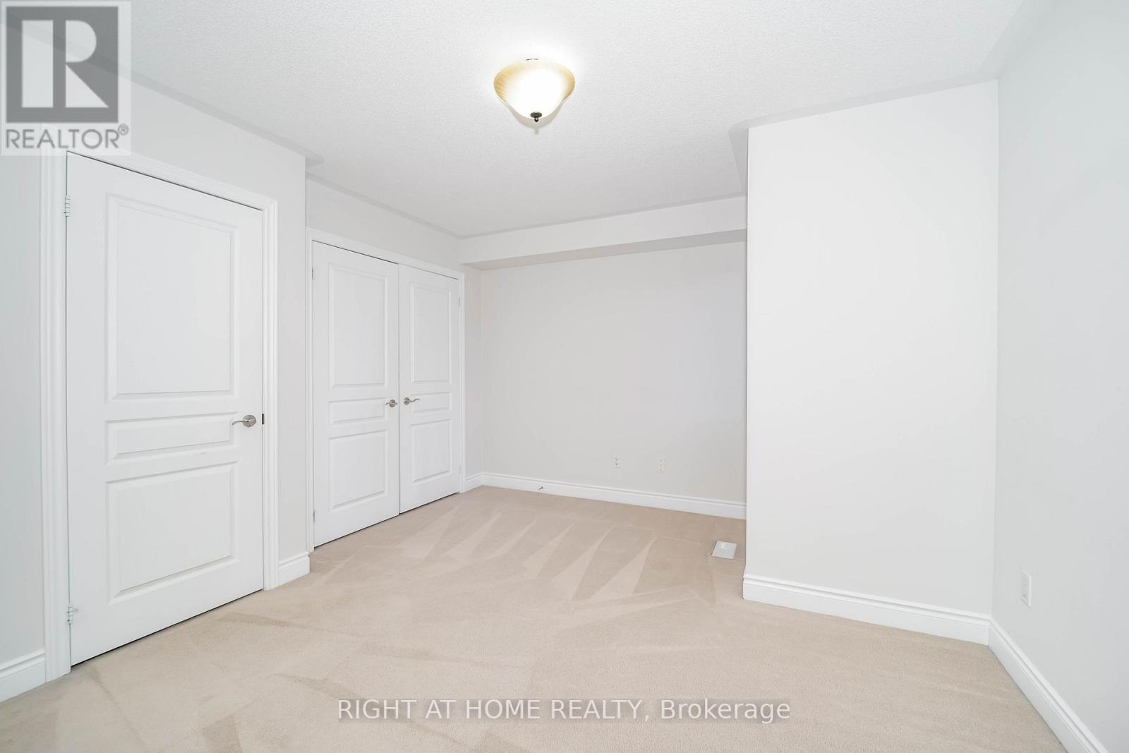 9 Streight Lane, Toronto, Ontario  M9B 0A3 - Photo 20 - W12568320