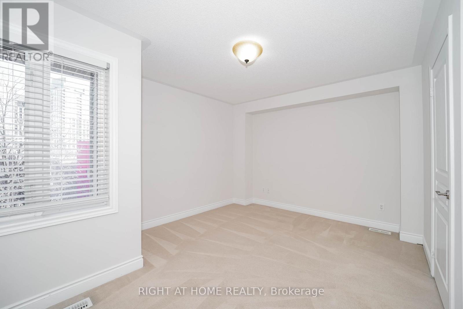 9 Streight Lane, Toronto, Ontario  M9B 0A3 - Photo 21 - W12568320