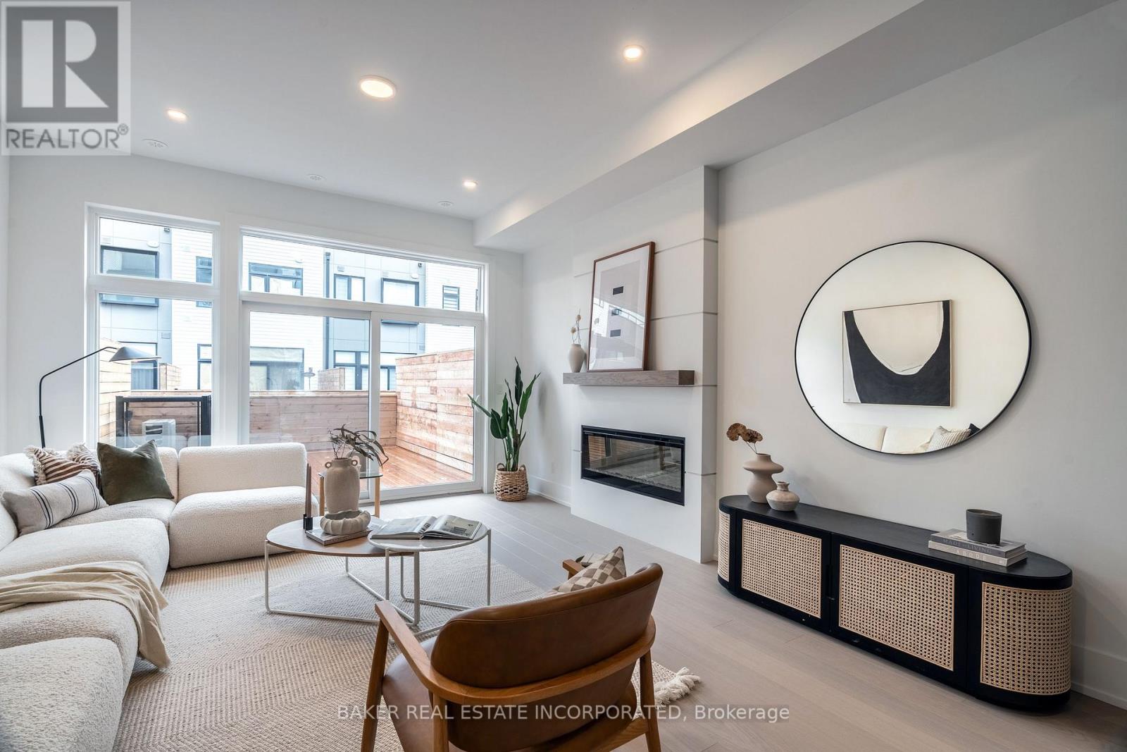 7 - 10 Lou Parsons Way, Mississauga, Ontario  L5H 0B2 - Photo 6 - W12568338