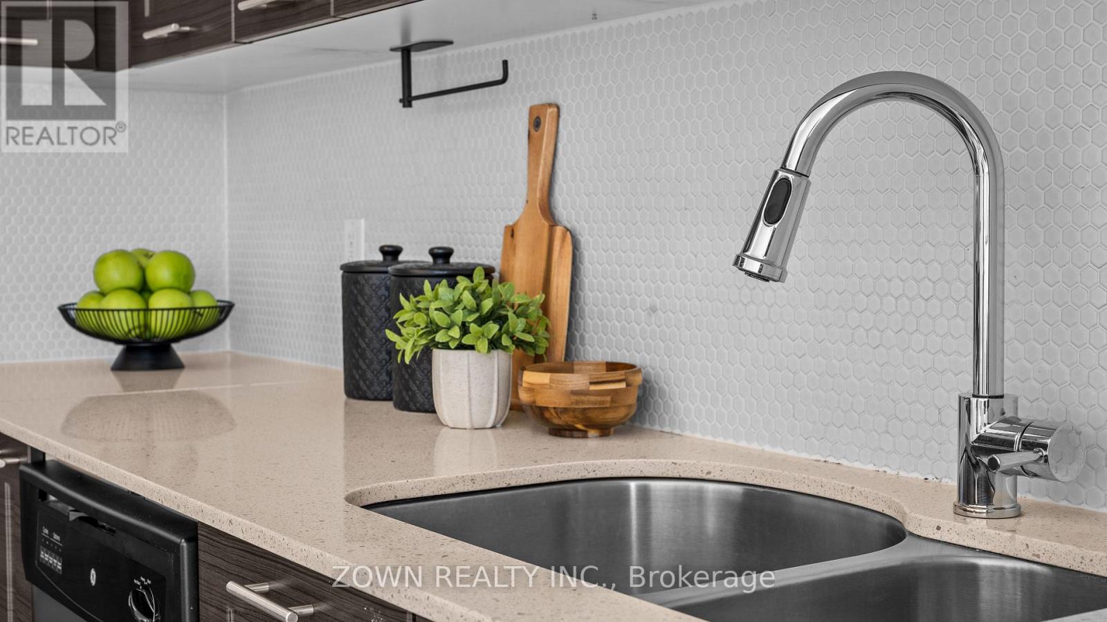 1604 - 2220 Lakeshore Boulevard W, Toronto, Ontario  M8V 0C1 - Photo 34 - W12568342