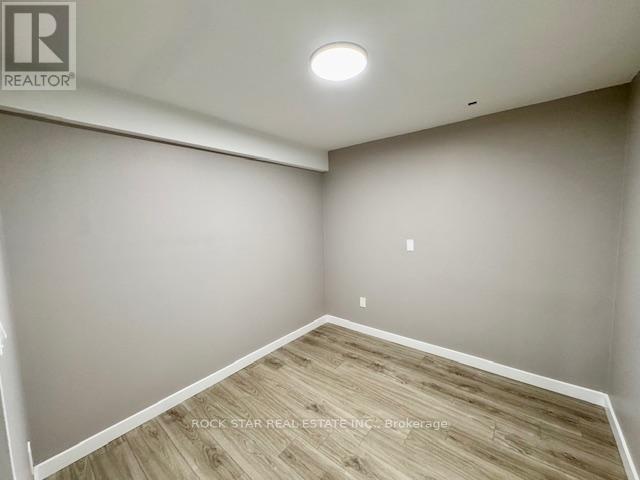 1 - 2 Cedar Drive, Orangeville, Ontario  L9W 2X6 - Photo 16 - W12568346