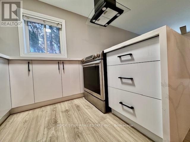 1 - 2 Cedar Drive, Orangeville, Ontario  L9W 2X6 - Photo 7 - W12568346