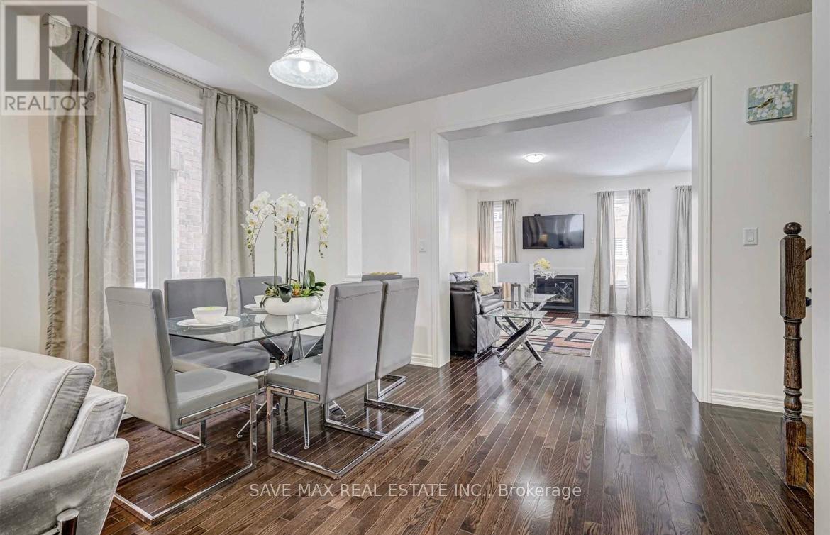 27 Haverstock Crescent, Brampton, Ontario  L7A 4E1 - Photo 4 - W12568356