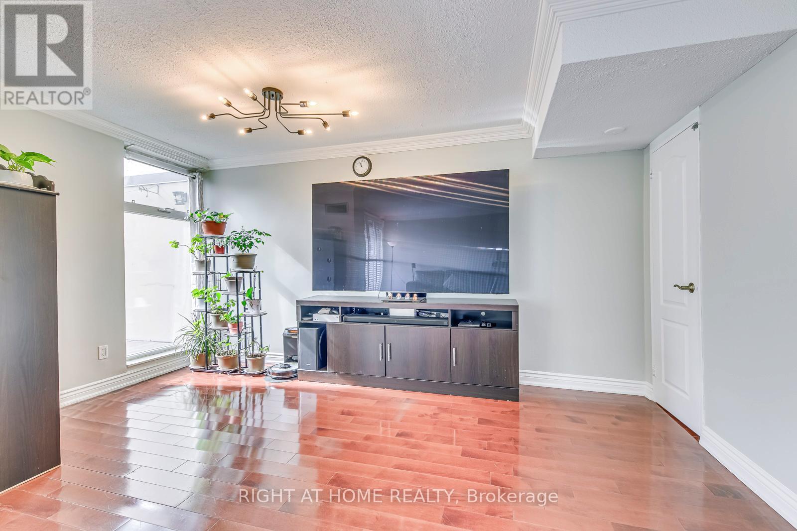 103 - 366 The East Mall, Toronto, Ontario  M9B 6C6 - Photo 19 - W12568378