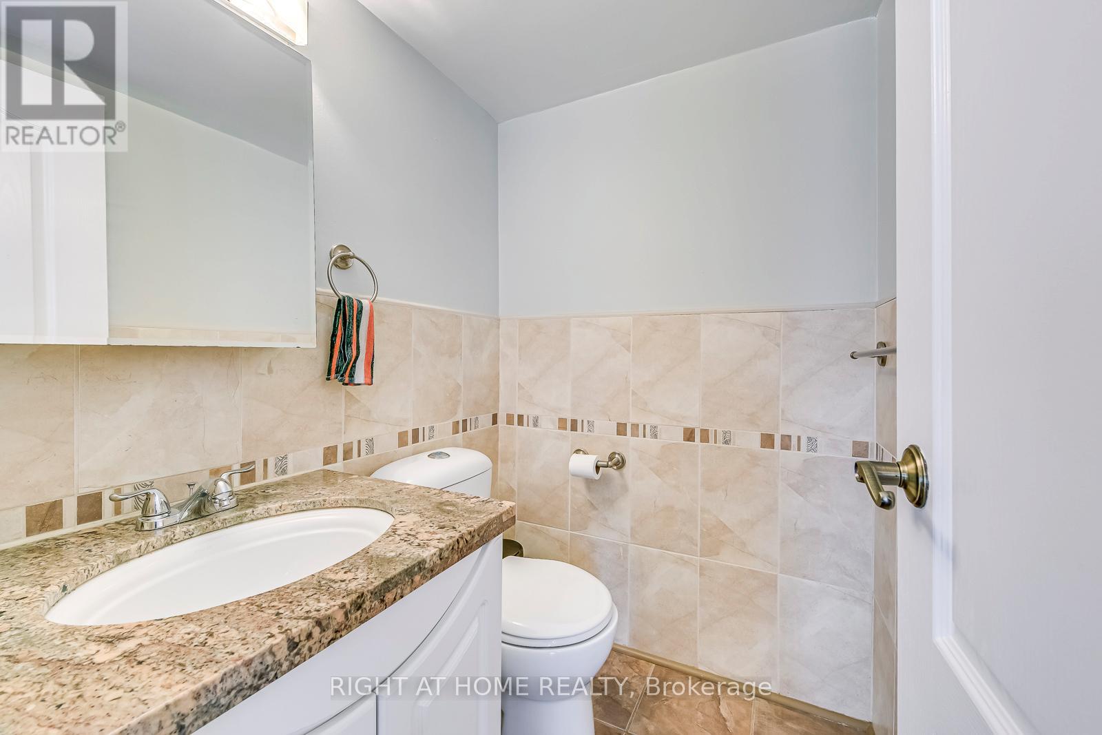 103 - 366 The East Mall, Toronto, Ontario  M9B 6C6 - Photo 24 - W12568378