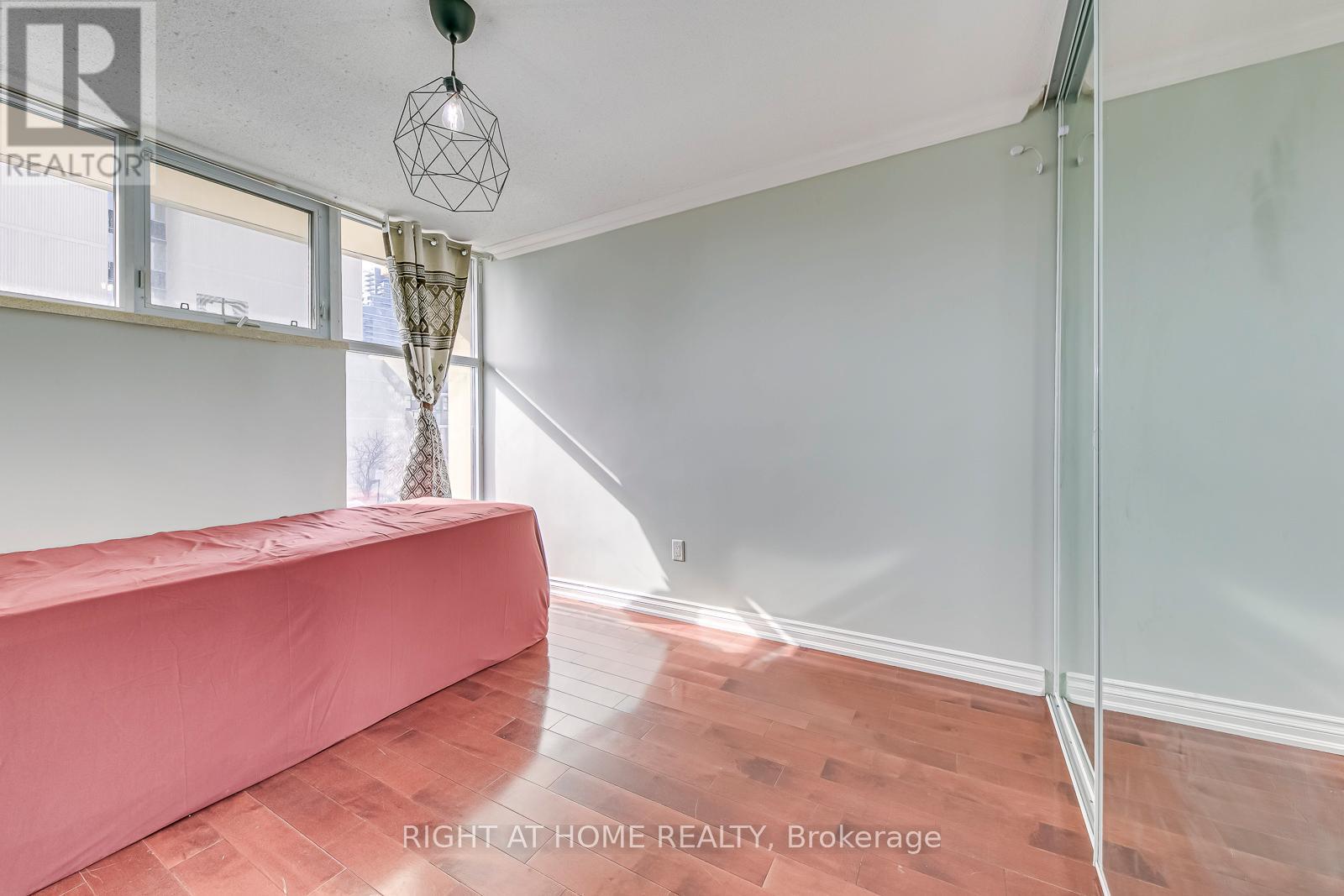 103 - 366 The East Mall, Toronto, Ontario  M9B 6C6 - Photo 34 - W12568378