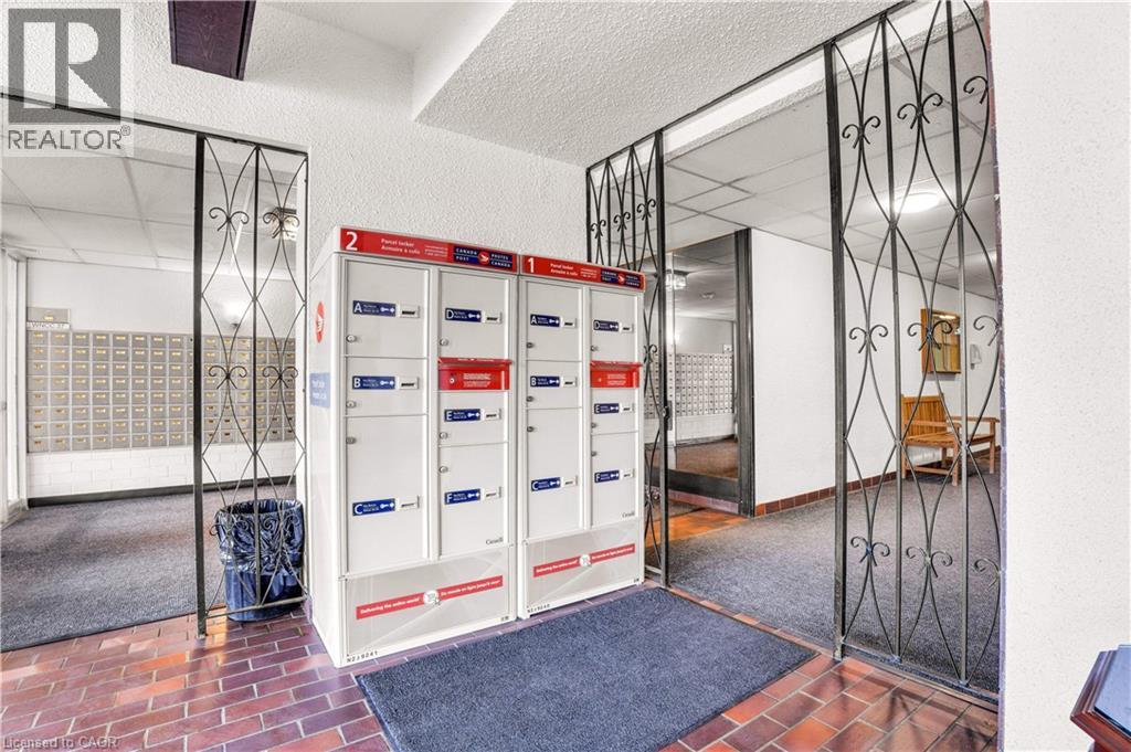 225 Harvard Place Unit# 809, Waterloo, Ontario  N2J 4H4 - Photo 6 - 40721096