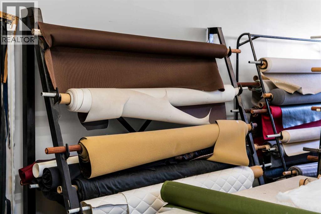 5014 48 Street, Camrose, Alberta  T4V 1M1 - Photo 14 - A2136741