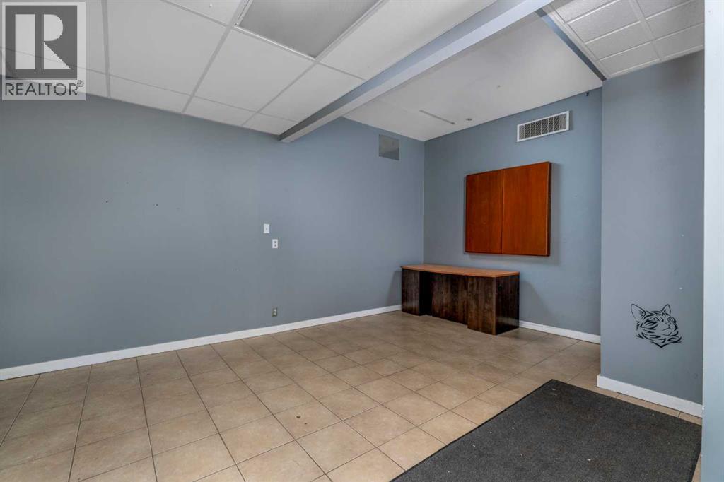 5014 48 Street, Camrose, Alberta  T4V 1M1 - Photo 24 - A2136741