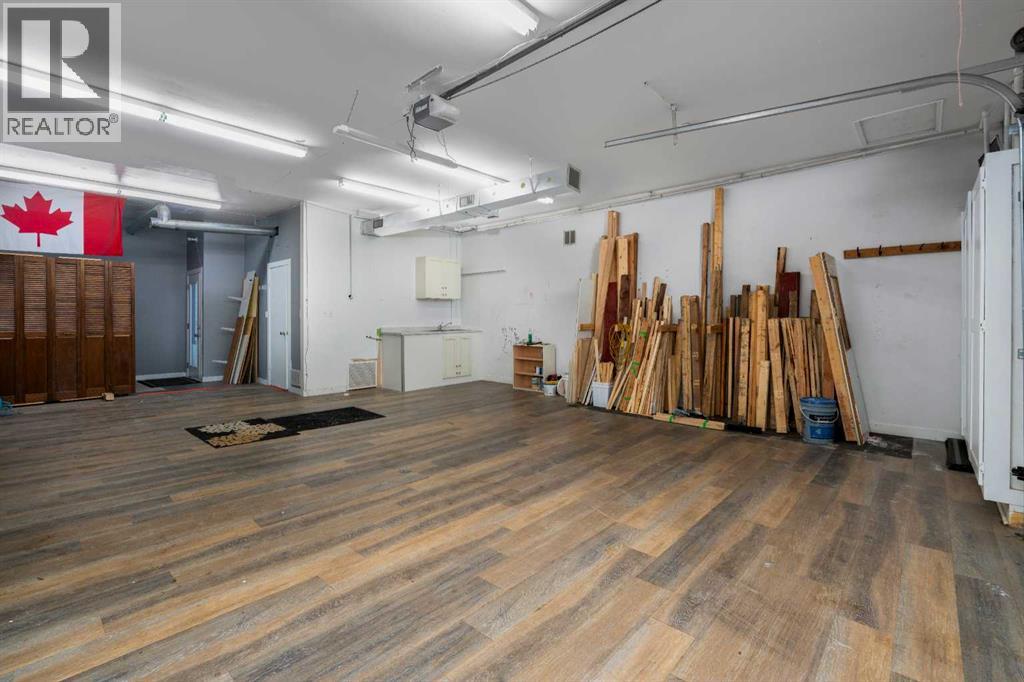 5014 48 Street, Camrose, Alberta  T4V 1M1 - Photo 15 - A2136741