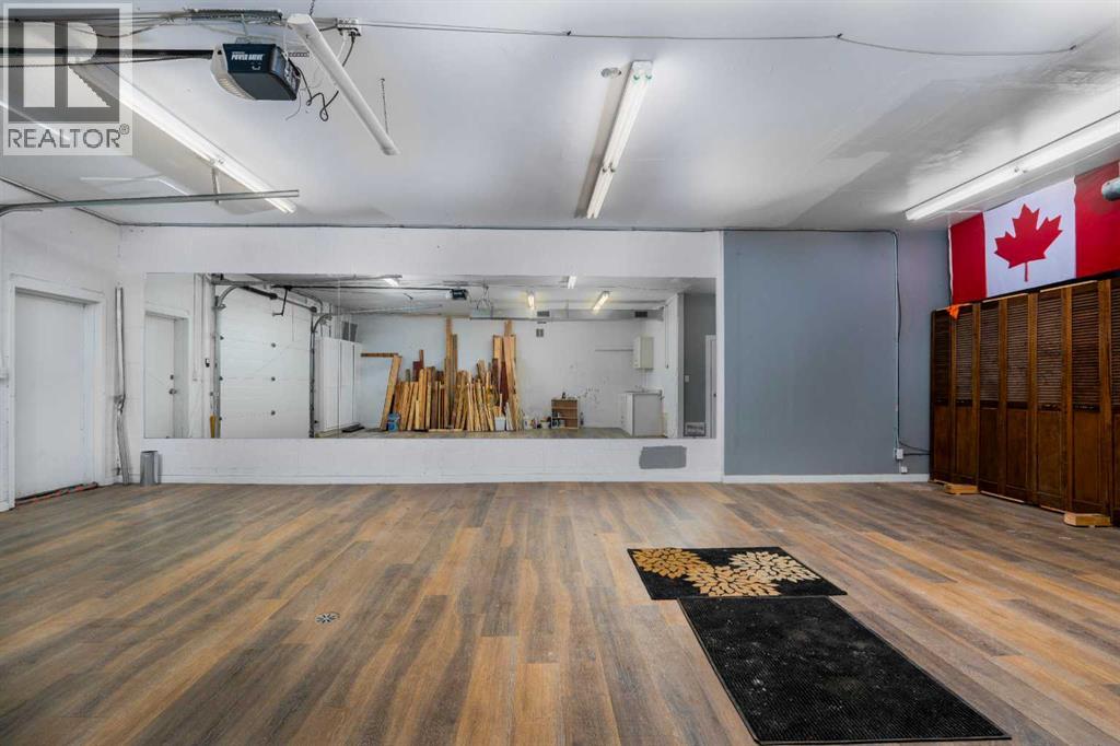 5014 48 Street, Camrose, Alberta  T4V 1M1 - Photo 16 - A2136741