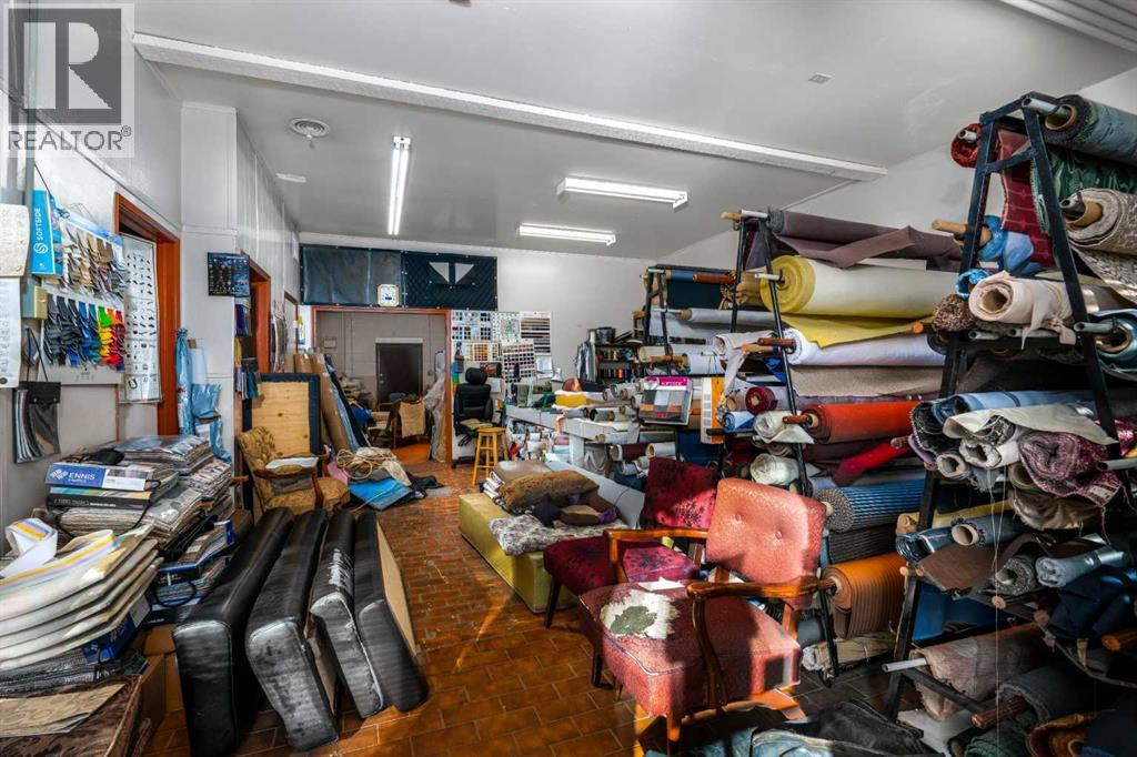 5014 48 Street, Camrose, Alberta  T4V 1M1 - Photo 5 - A2136741