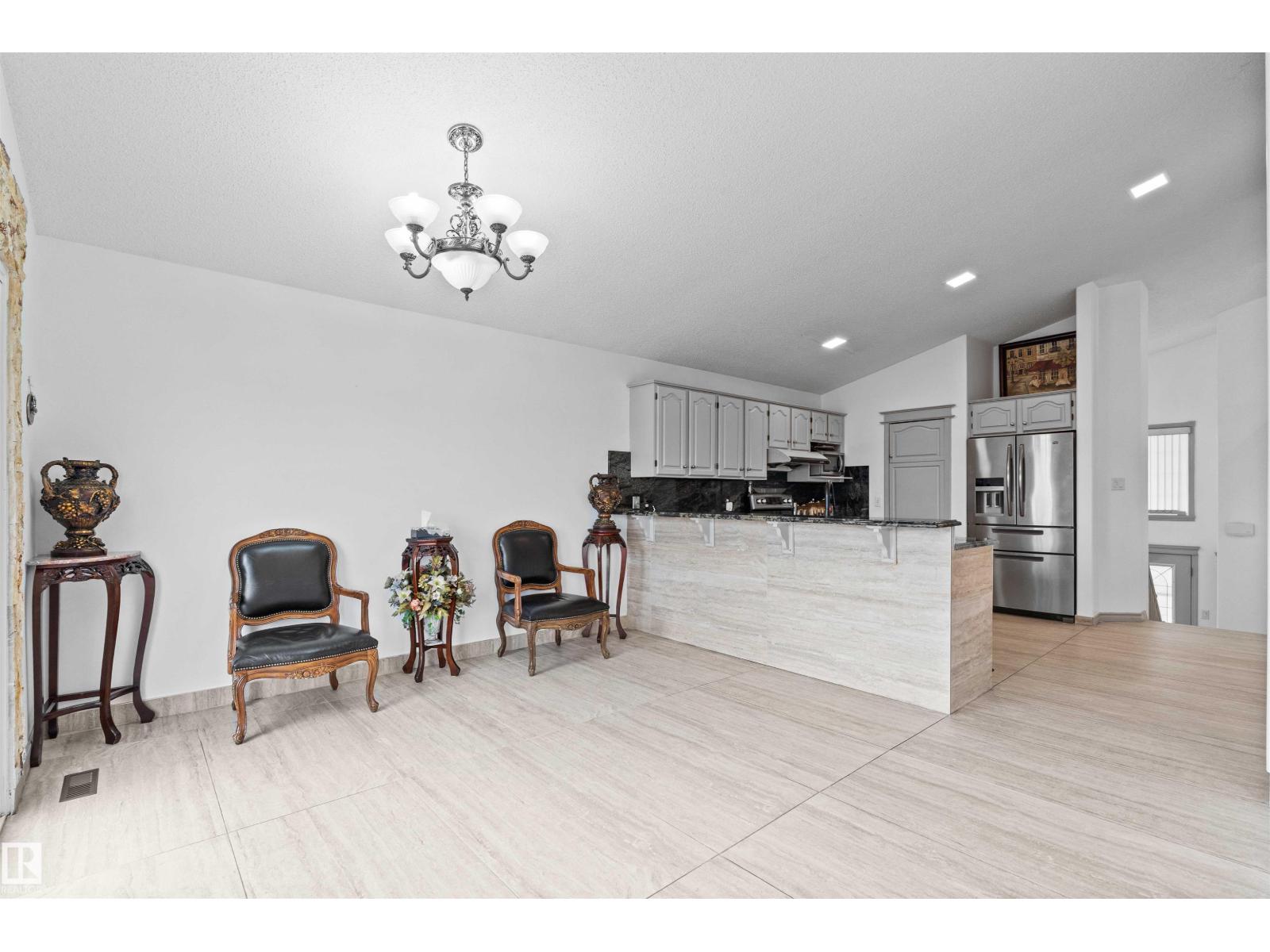 8712 160a Av Nw, Edmonton, Alberta  T5Z 3K4 - Photo 10 - E4461382