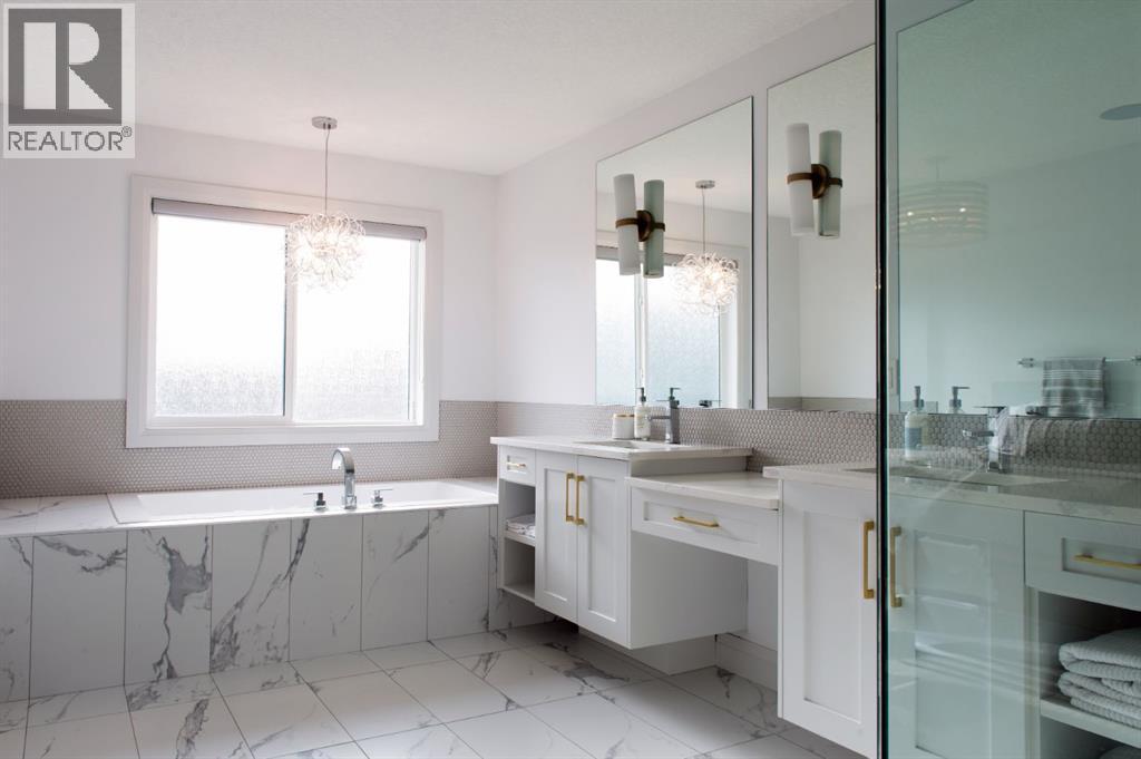 214 Aspenmere Green, Chestermere, Alberta  T1X 0W8 - Photo 23 - A2271632