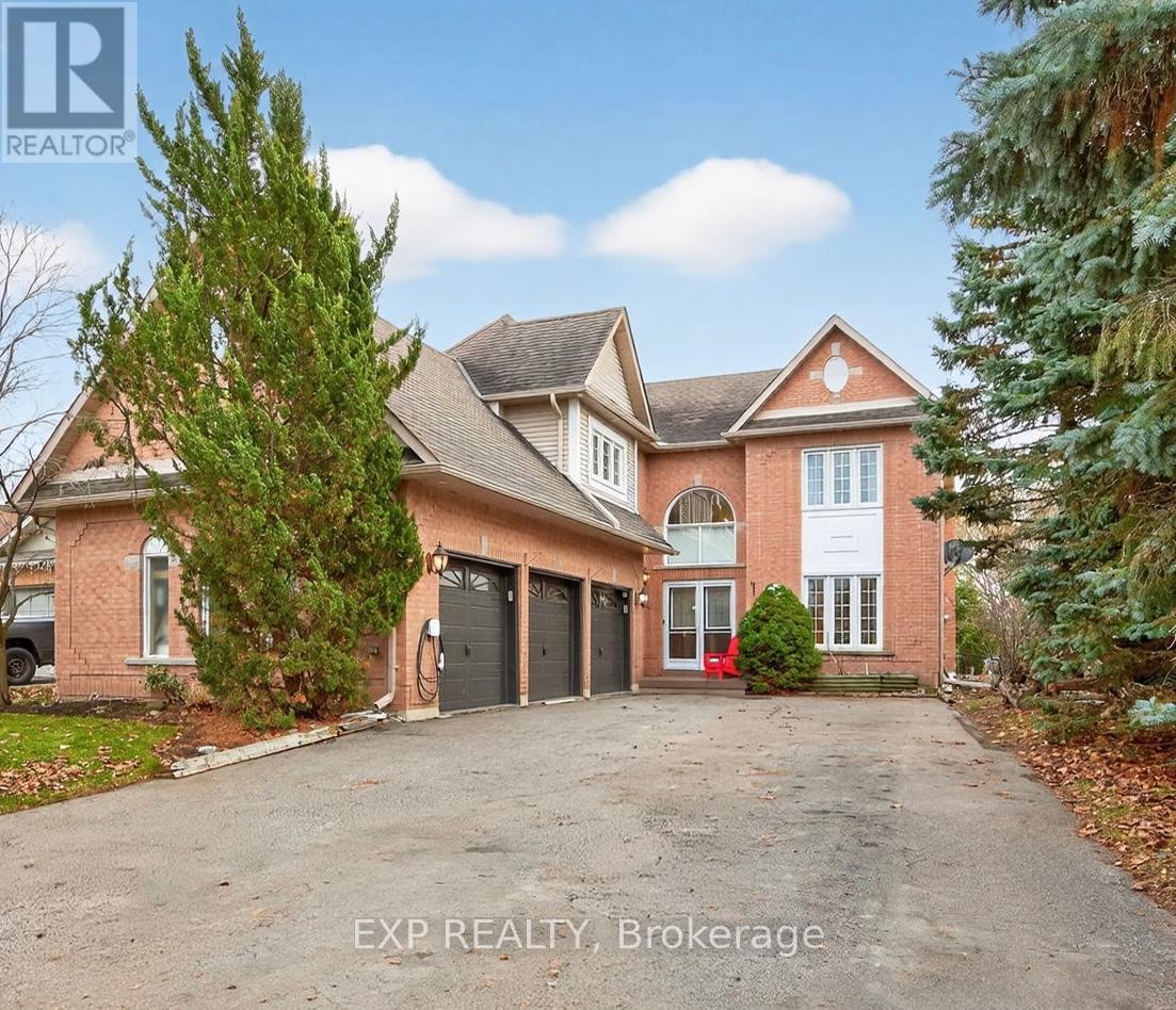 27 FONTAINE DRIVE, Georgina, Ontario