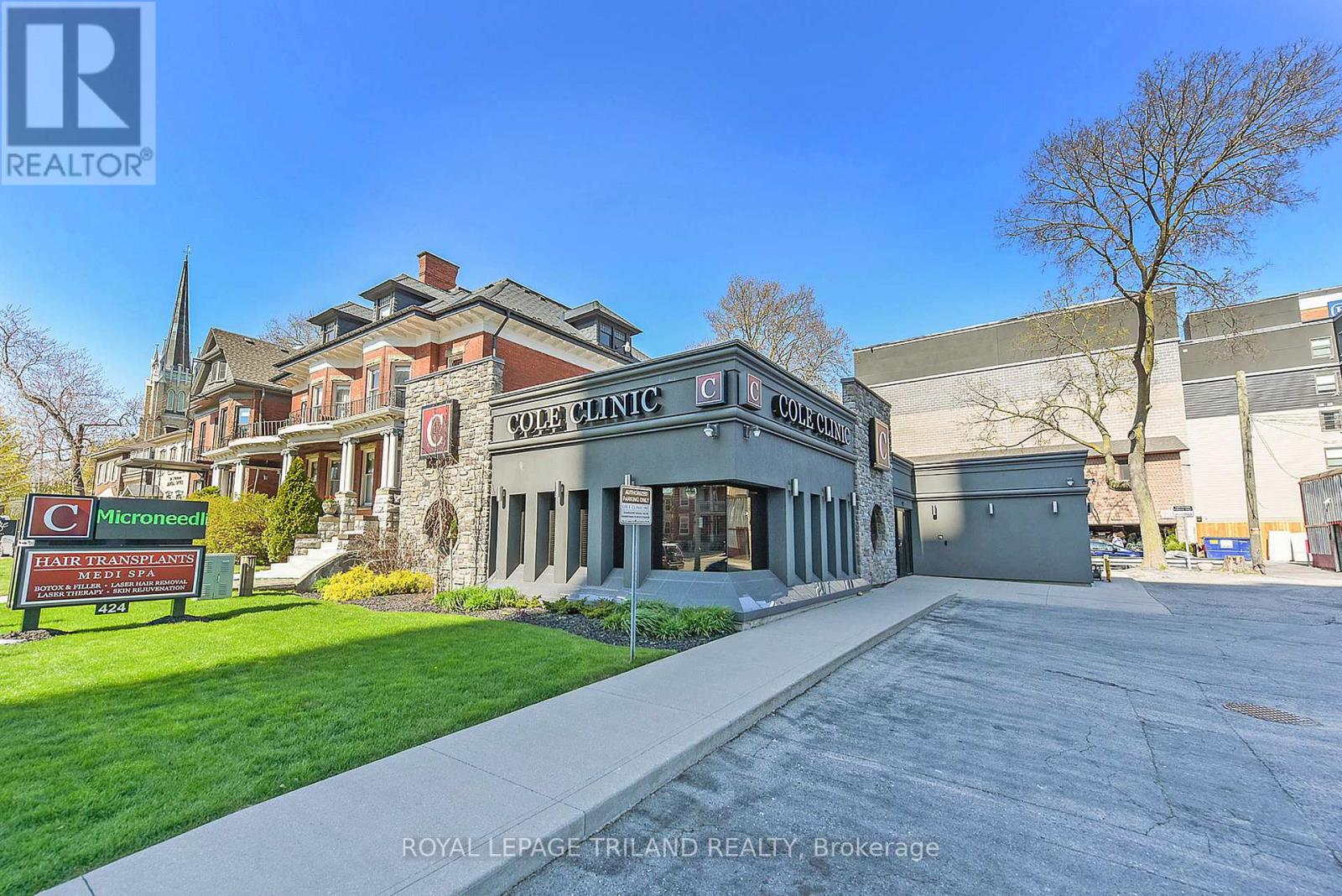 424 Waterloo Street, London East, Ontario  N6B 2P2 - Photo 3 - X12568408