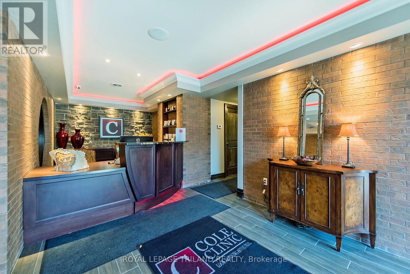 424 Waterloo Street, London East, Ontario  N6B 2P2 - Photo 5 - X12568408