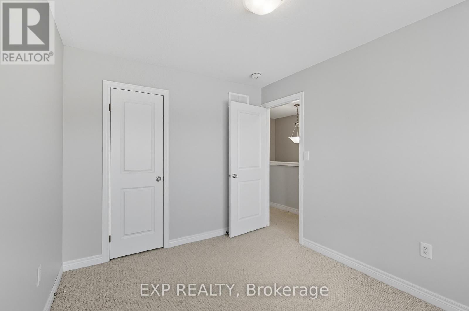 18 - 377 Glancaster Road, Hamilton, Ontario  L9G 0G4 - Photo 18 - X12568352