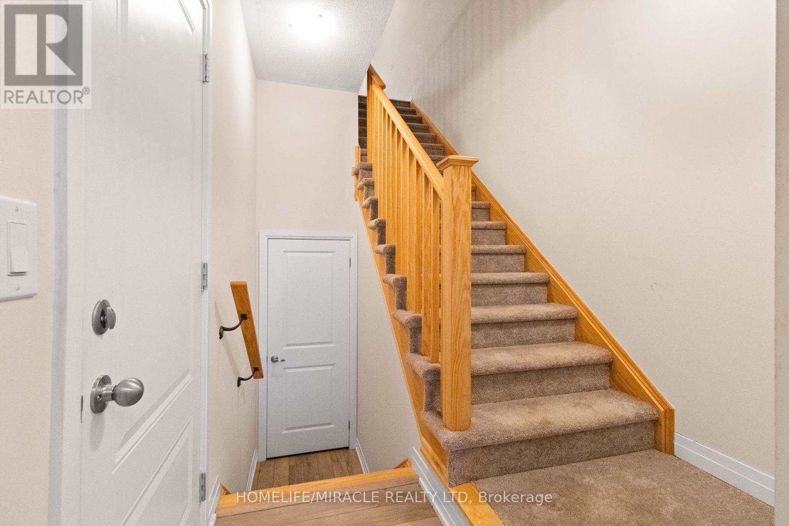 109 - 585 Colborne Street E, Brantford, Ontario  N3S 0K4 - Photo 3 - X12568374