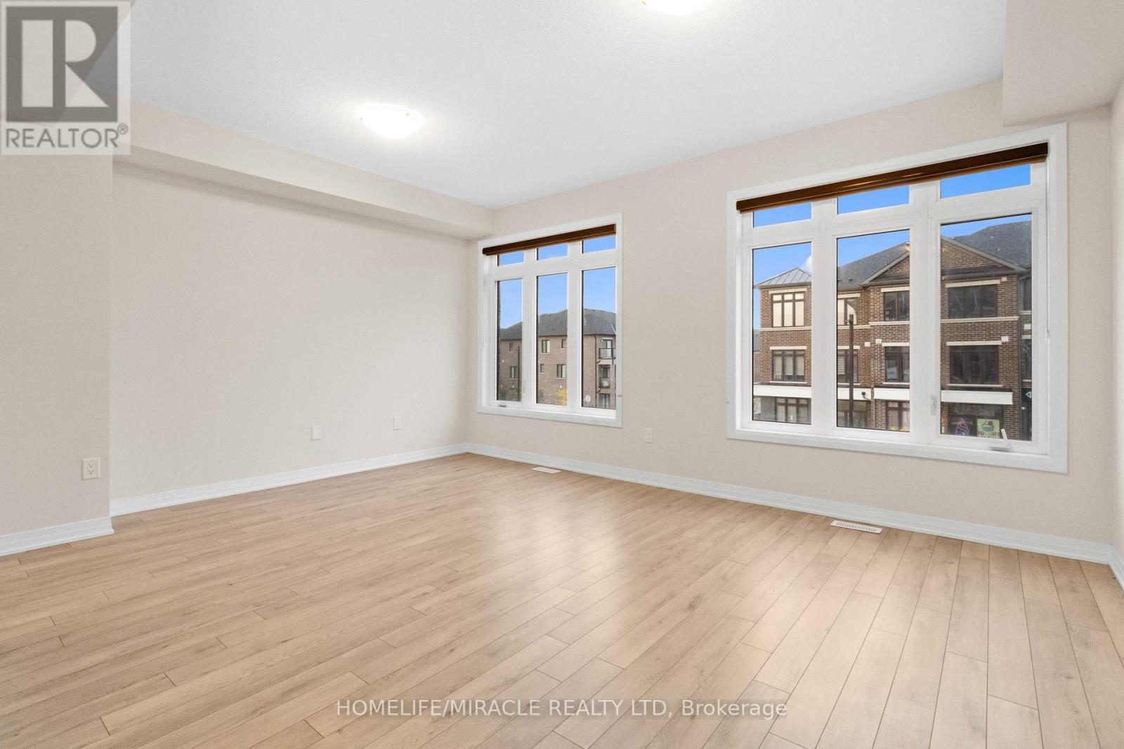 109 - 585 Colborne Street E, Brantford, Ontario  N3S 0K4 - Photo 4 - X12568374