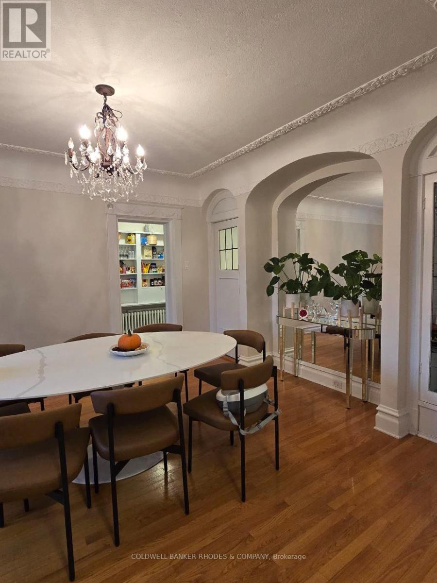 596 Queen Elizabeth Drive, Ottawa, Ontario  K1S 3N5 - Photo 3 - X12568384