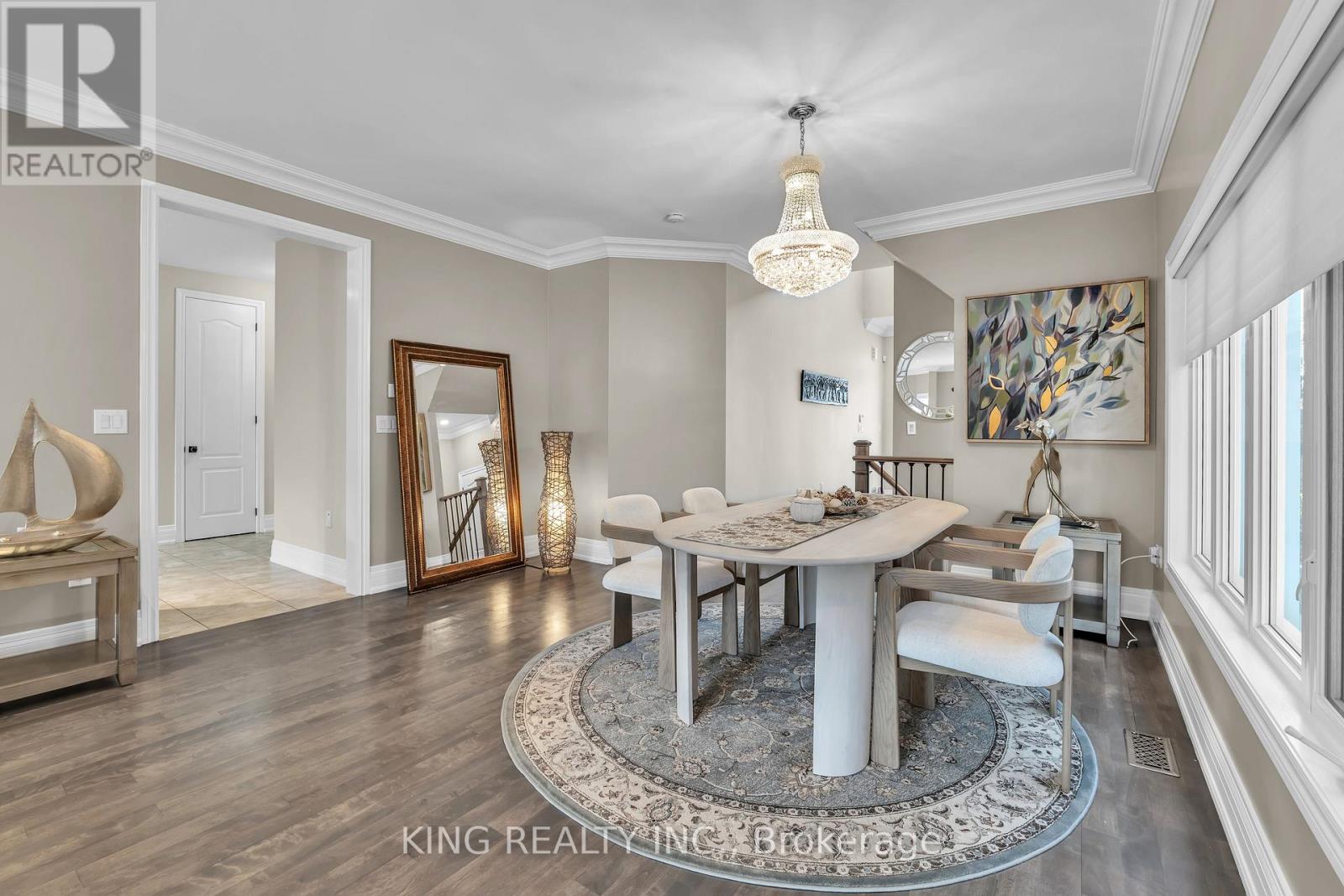 174 Minto Crescent, Milton, Ontario  L9T 7P5 - Photo 9 - W12564986