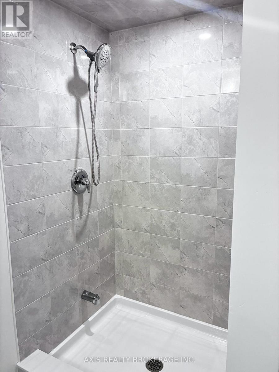 19 Cresthaven Heights, Thorold, Ontario  L2V 0N9 - Photo 19 - X12534990