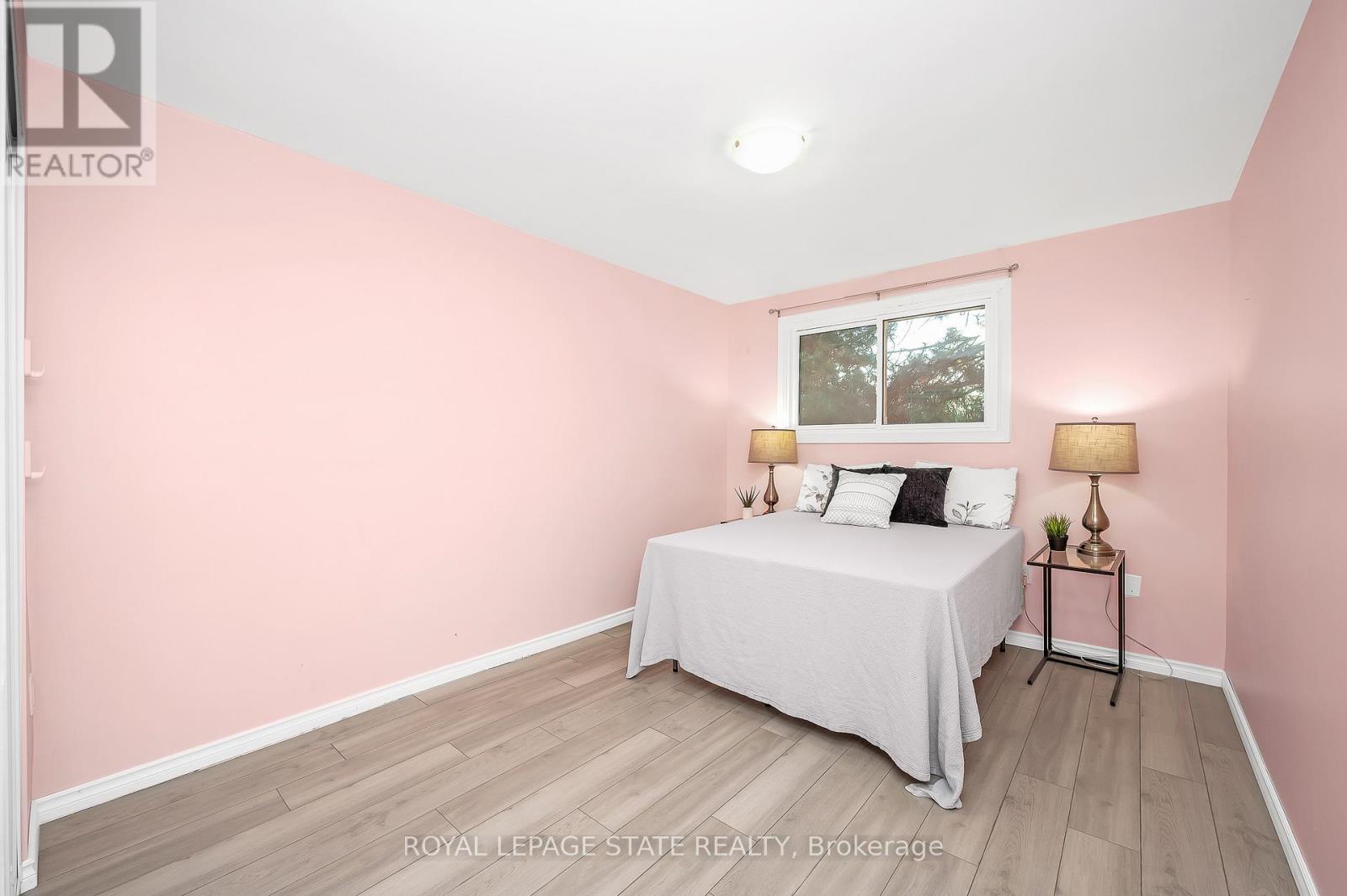 124 - 100 Quigley Road, Hamilton, Ontario  L8K 6J1 - Photo 13 - X12490062