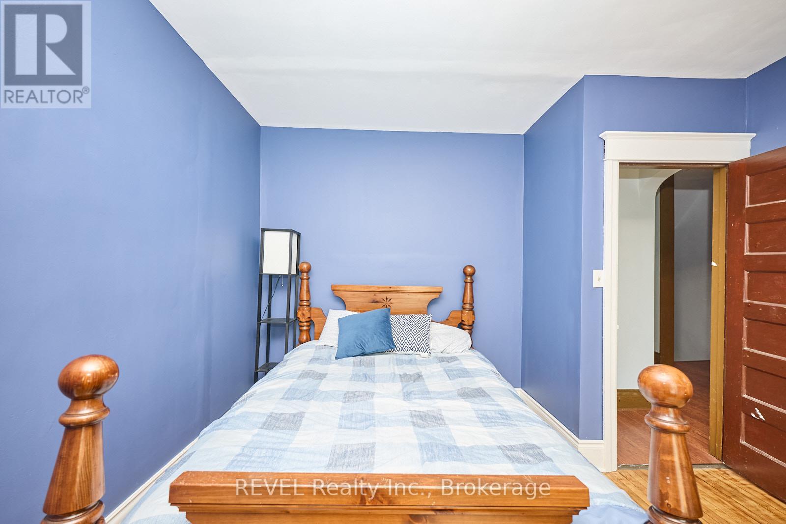 51 Grove Street, Welland, Ontario  L3B 4B3 - Photo 19 - X12568396