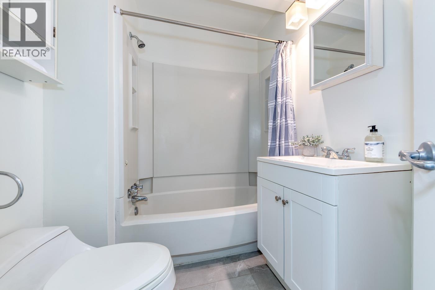 1 2158 Sarajevo Drive, Whistler, British Columbia  V8E 0B5 - Photo 9 - R3069389