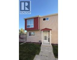 55, 5425 Pensacola Crescent Se Penbrooke Meadows, Calgary, Ca